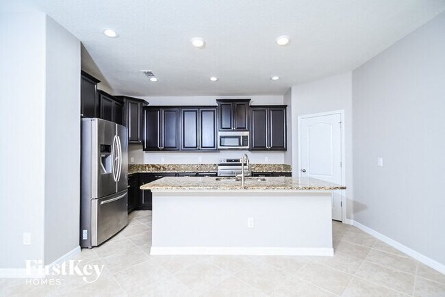 Building Photo - 13313 Wellington Hills Dr