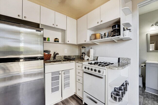 Foto del edificio - 1627 N Ocean Breeze