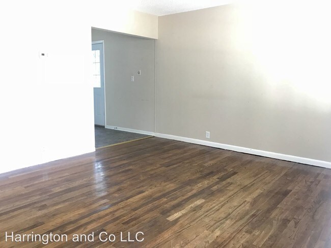 Building Photo - 2 br, 1 bath House - 318 E 2nd