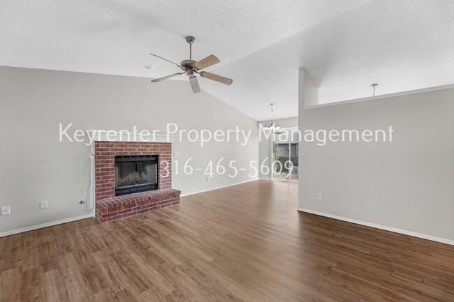 Building Photo - 1610 Summerwood St