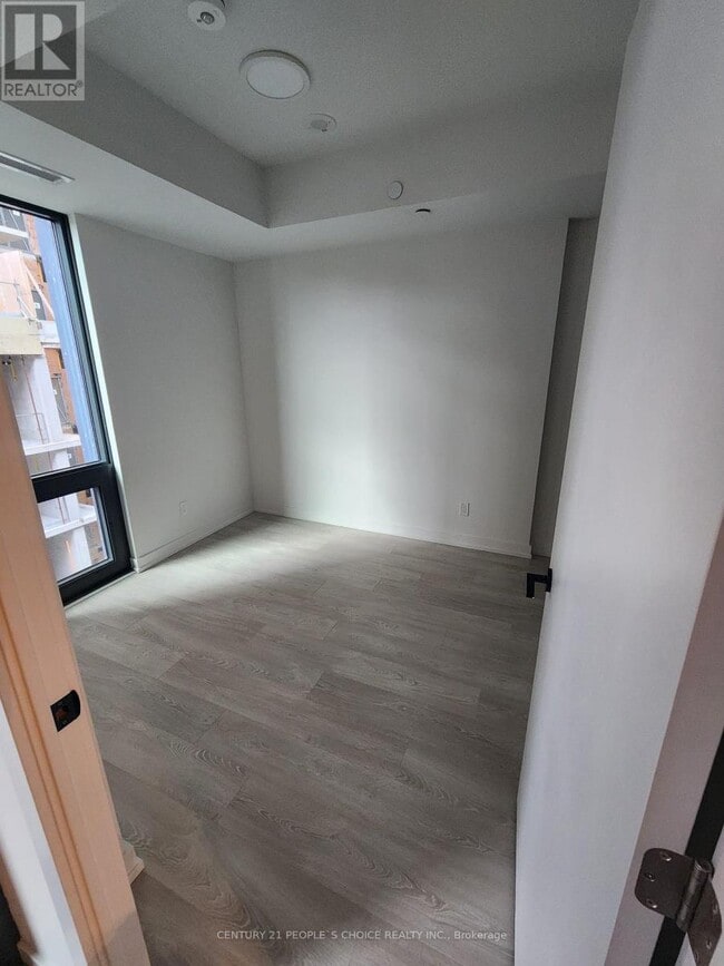 Building Photo - 35 Parliament St