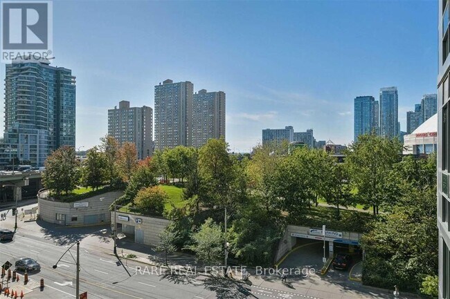 Building Photo - 51 Lower Simcoe St