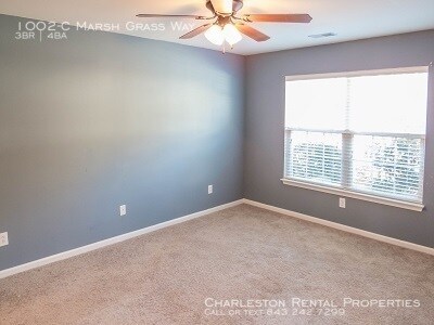 Building Photo - 1002 Marsh Grass Way