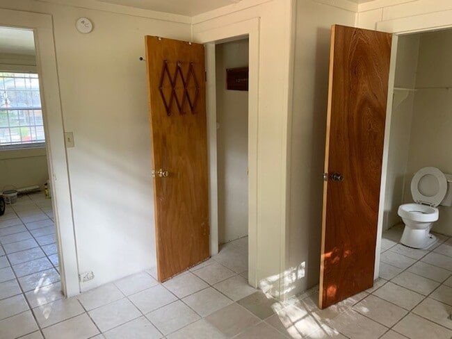 Foto del edificio - Lovely 1 Bedroom, 1 Bathroom Apartment