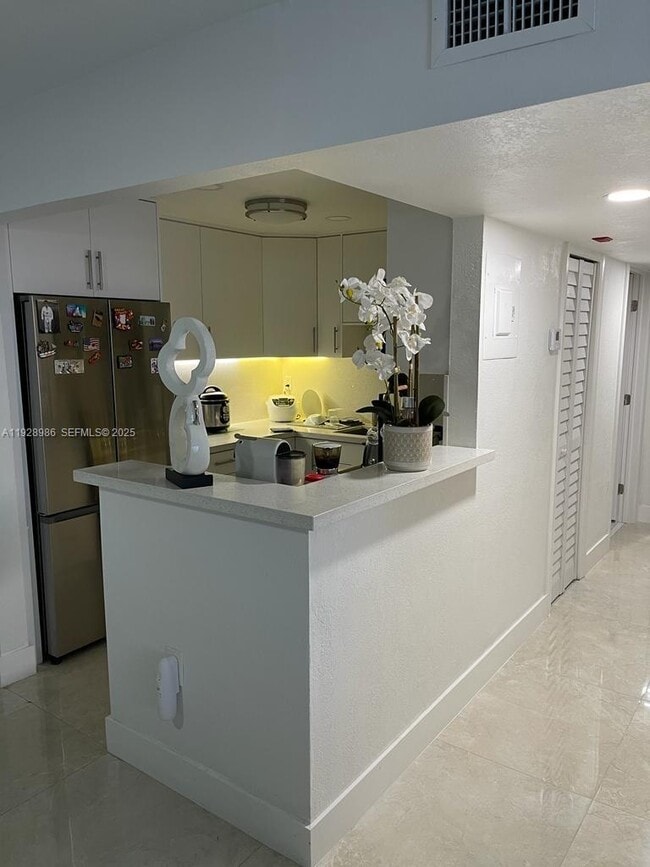 Building Photo - 505 NW 72nd Ave