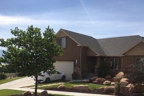 Main House - 321 W Stillwater Dr