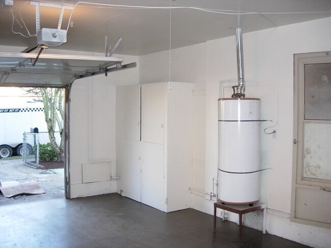 Foto del edificio - Charming 3 Bedroom Home in North Portland