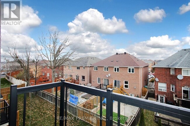 Photo du bâtiment - 5893 Saigon St