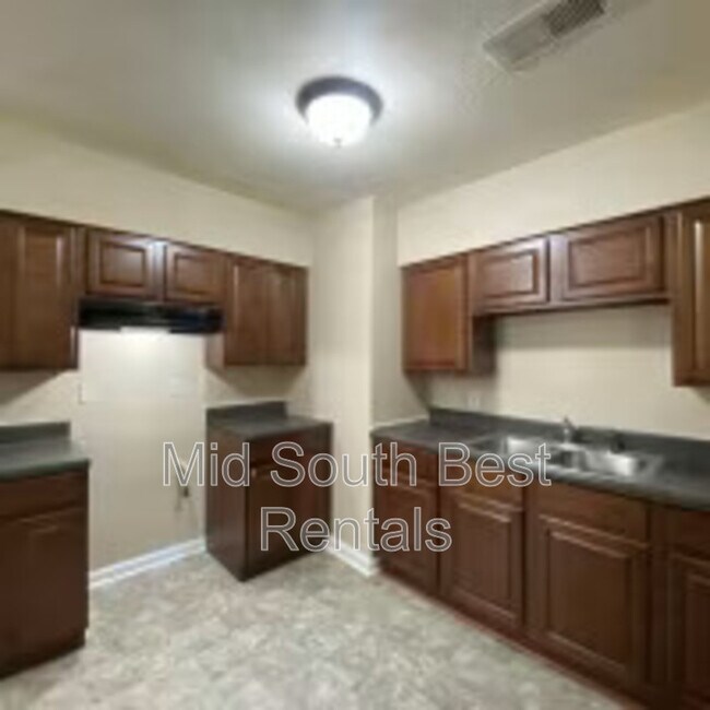 Foto del edificio - 1487 Doris Ave