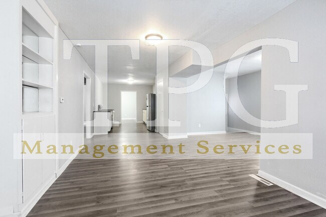 Foto del edificio - Newly Renovated Unit in Independence MO!