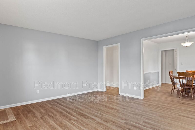 319 Oak Arbor Ln, WinstonSalem, NC 27104 House Rental in Winston