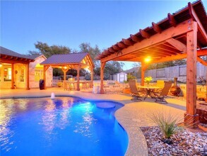 Building Photo - 208 Raindance Cove