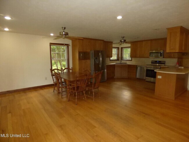 Foto del edificio - 77 Z C Rushing Rd