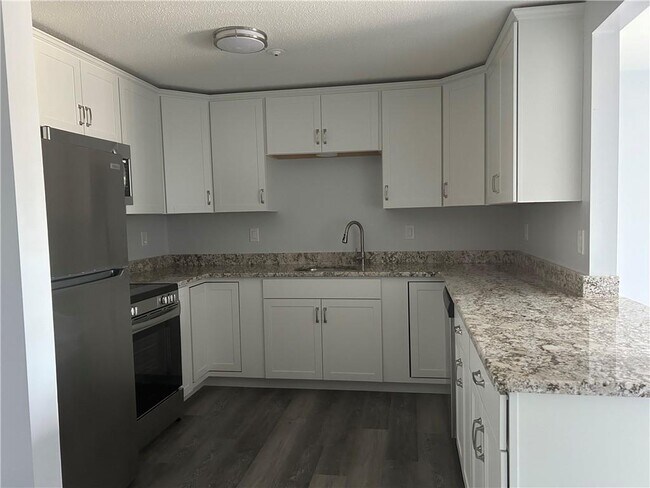 Foto del edificio - 728 Beverage Hill Ave