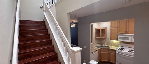 Building Photo - 623 Atherton Pl