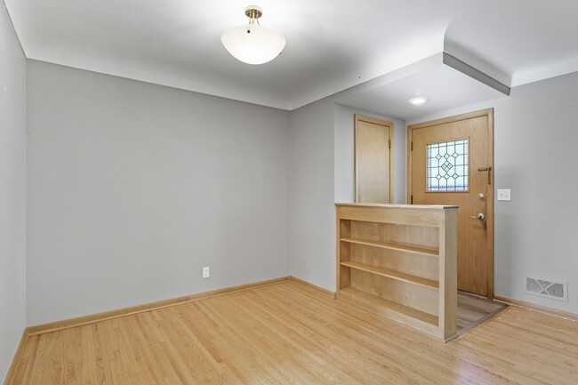 Building Photo - 6339 Vincent Ave S