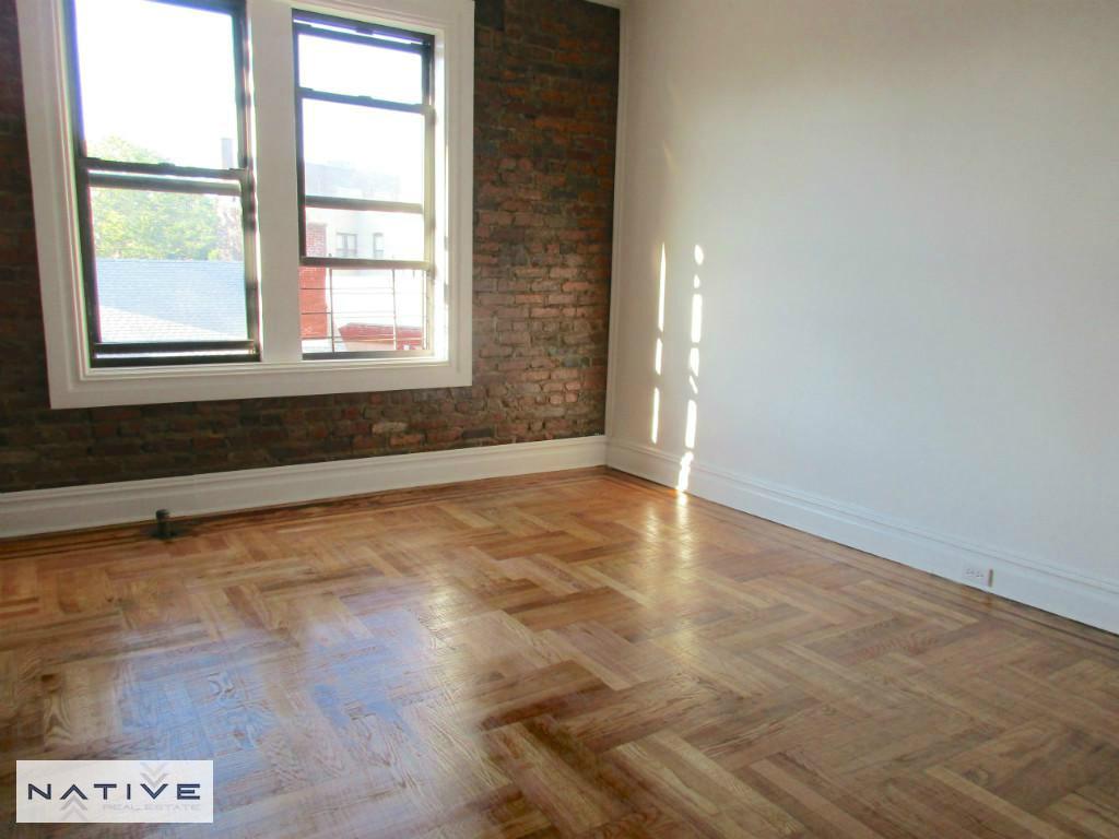 Foto principal - 1725 Dorchester Rd
