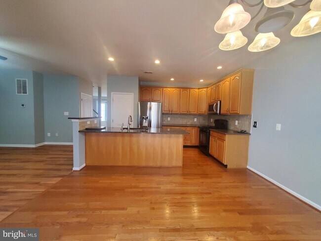 Foto del edificio - 5610 Wheelwright Way