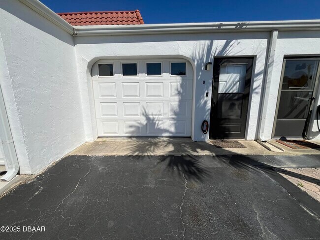 Foto del edificio - 3900 S Ocean Shore Blvd