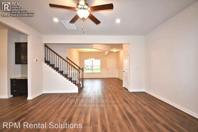 Building Photo - 4 br, 2.5 bath House - 309 Petunia Drive