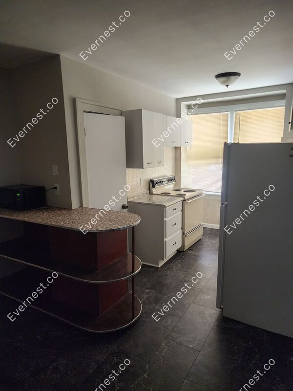 Building Photo - 4750 S Grand Ave