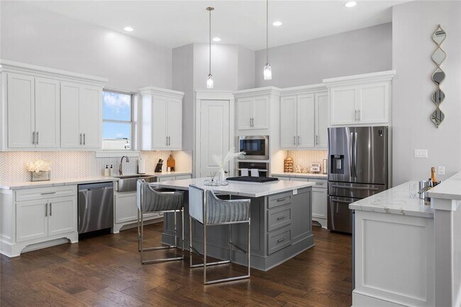 Foto del edificio - 4962 Edison Park Ln