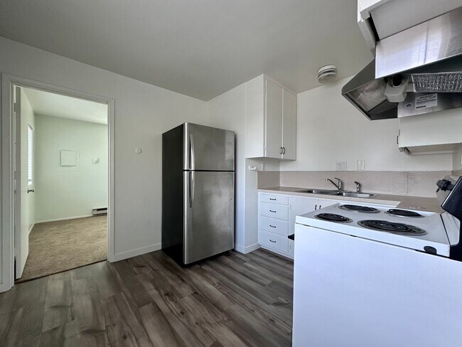 Building Photo - 1 Bed 1 Bath South Waterfront Portland & OHSU Tram! MOVE IN SPECIAL: $500 OFF FIRST MONTH'S RENT
