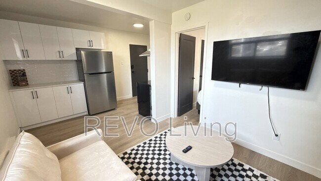 Building Photo - 62 Triller Ave