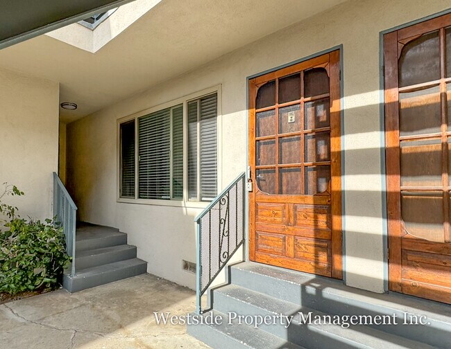 Foto del edificio - 45 Rose Ave