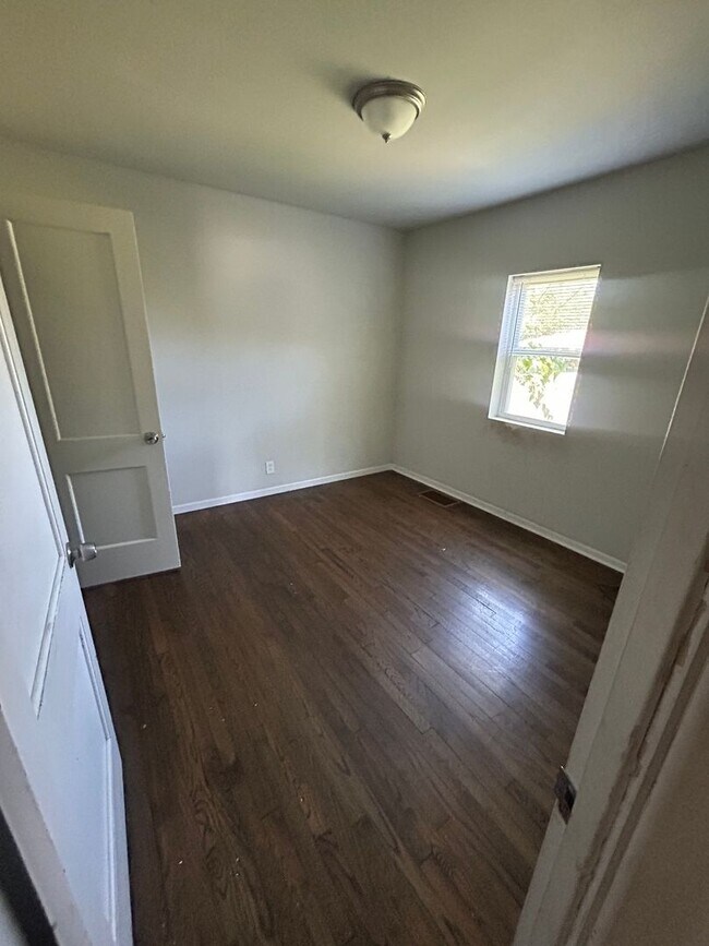 Foto del edificio - 4 Bedroom Home Section 8 Welcomed