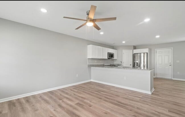 Building Photo - 509 Kinsale Ct