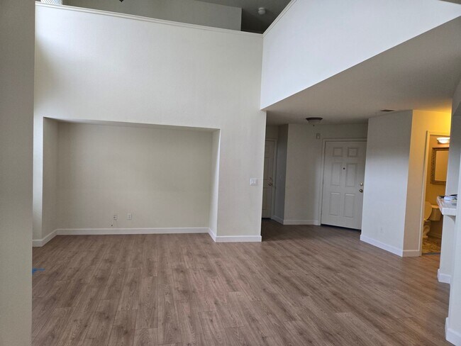 Foto del edificio - East Roseville - 3 Bdrm, 2 Bath located in...