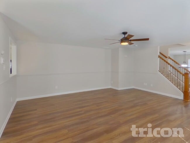 Foto del edificio - 394 Morning Dew Dr