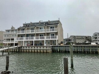 Building Photo - 1113 Bayshore Ave