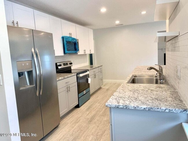 Building Photo - 101 Cordova Reina Ct