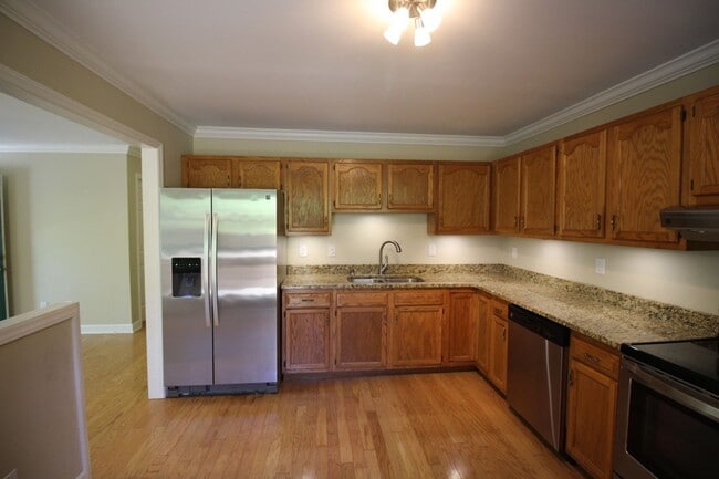 Building Photo - COMING SOON!  West AVL - 2/2 close to Hayw...