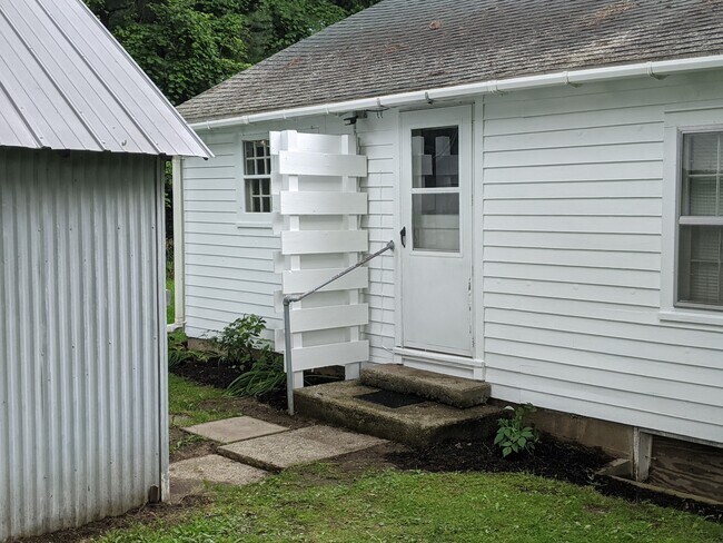 Back Door - 12419 Rome Rd