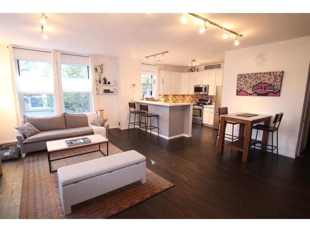 Foto principal - 575 N 1st St