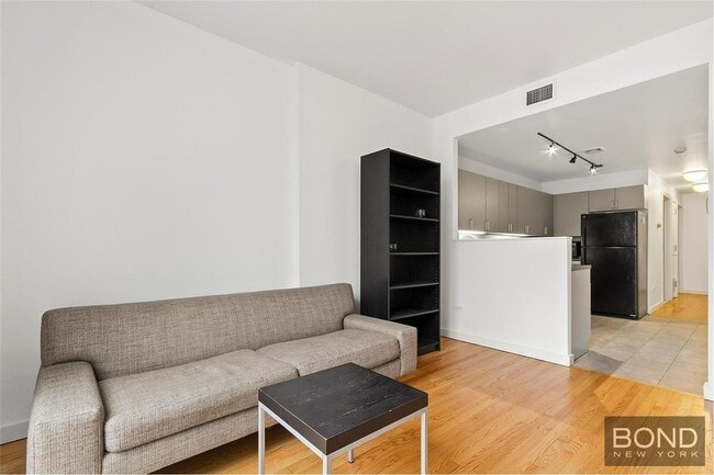 Photo - Modern South Harlem 2BR with Private Courtyard Townhome