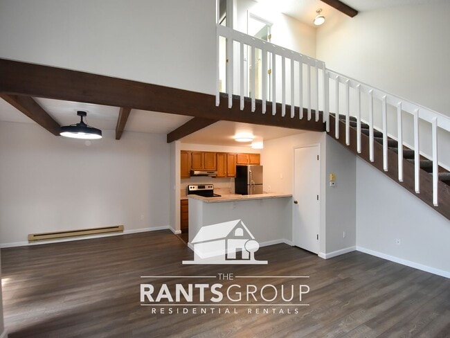 Foto del edificio - Charming 1-Bed / 1-Bath Townhome in Lacey!