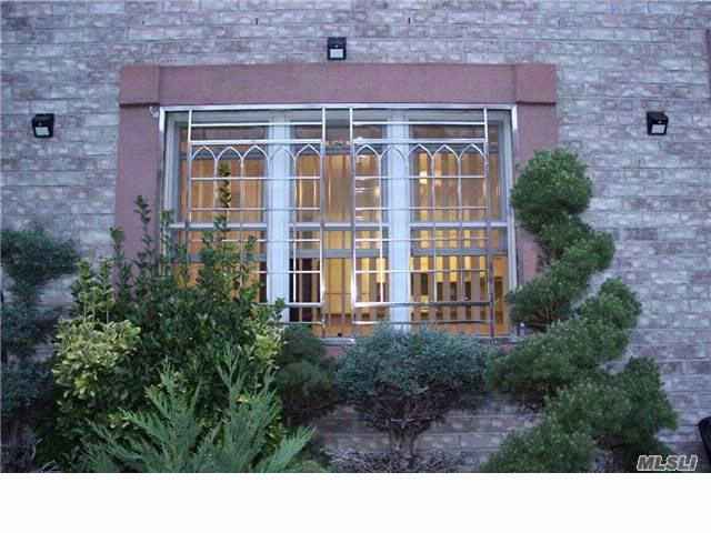 Building Photo - 11427 Dalian Ct