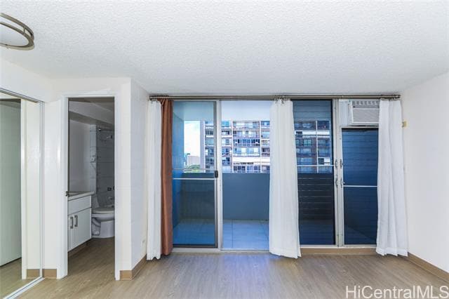 Building Photo - 824 Kinau St