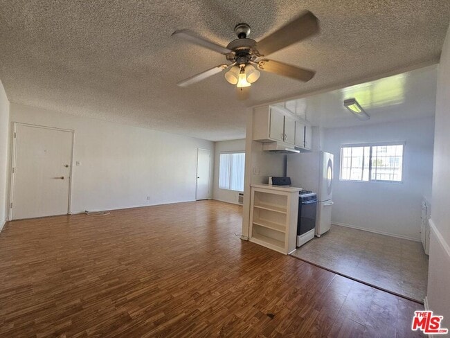 Foto del edificio - 928 N Ogden Dr