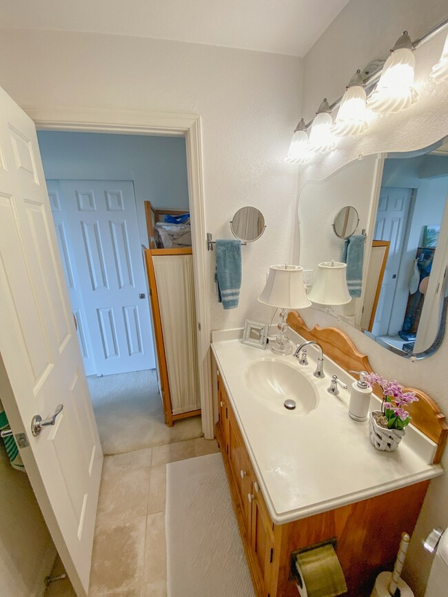 Building Photo - 3375 Foothill Road, Unit 522A