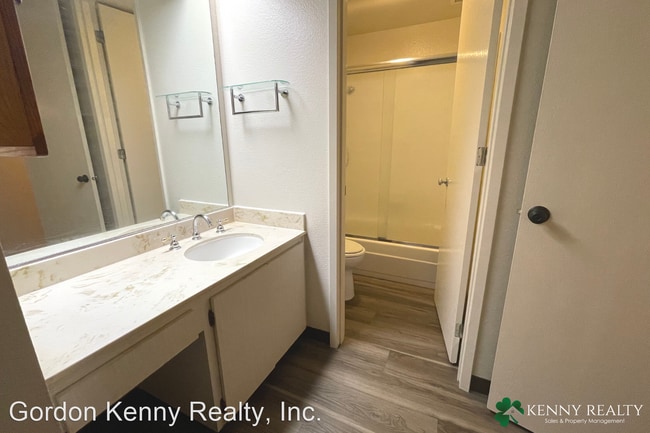 Building Photo - Studio, 1 bath House - 5211 Shelter Creek