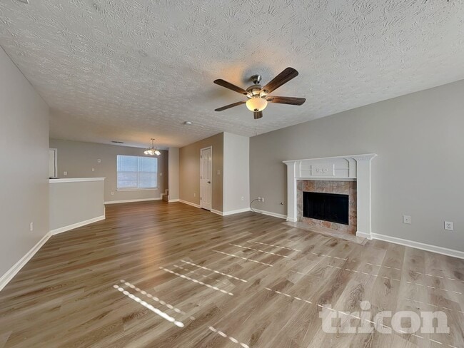 Building Photo - 103 Dumaine St