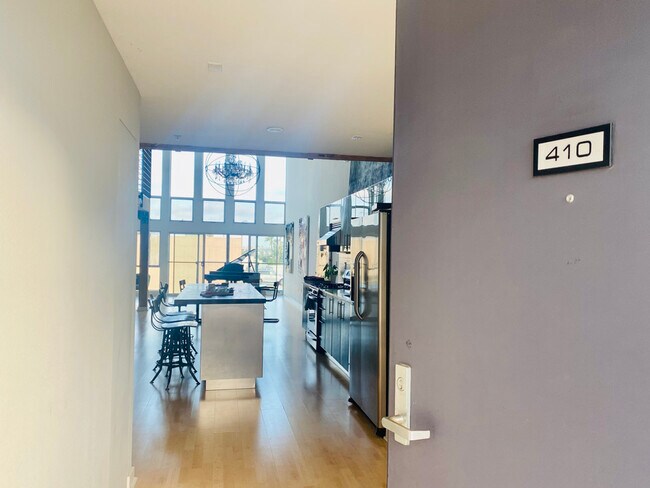 Foto del edificio - 4215 Glencoe Ave