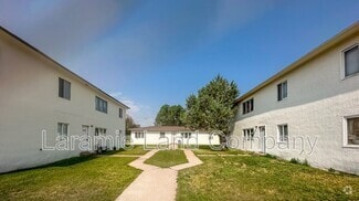 Building Photo - 1264 N 6th St