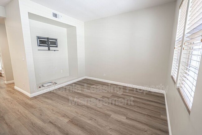 Foto del edificio - 23420 Waterway Ln