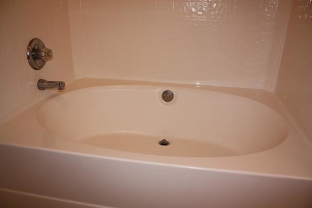 Building Photo - 2 bedroom, 2 bath apartment